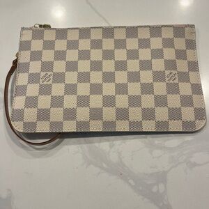Louis Vuitton Damier Azur Pochette